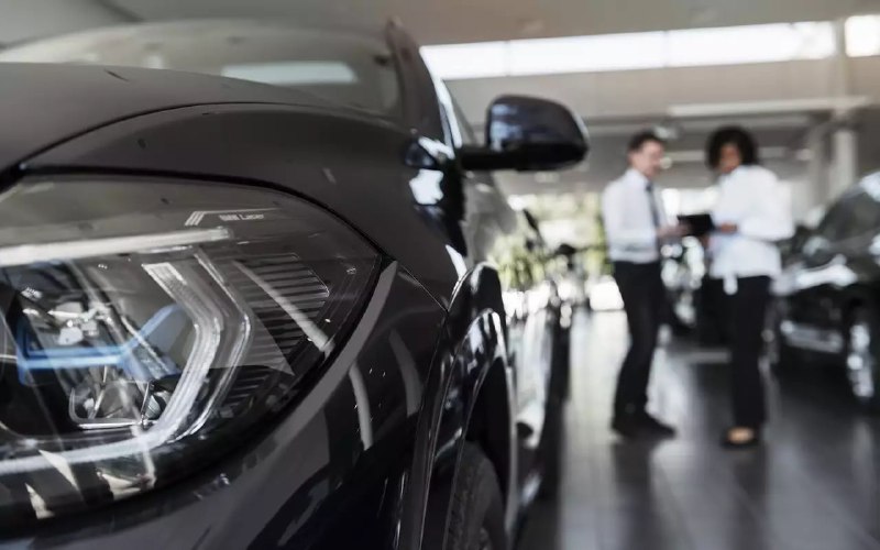 Цены на новые и подержанные автомобили в России снизились в 2025 году