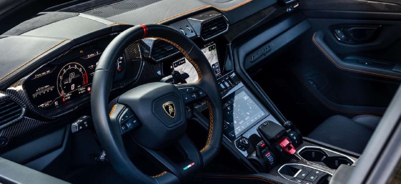 В Россию поставлена партия роскошных Lamborghini Urus S 2025 года выпуска
