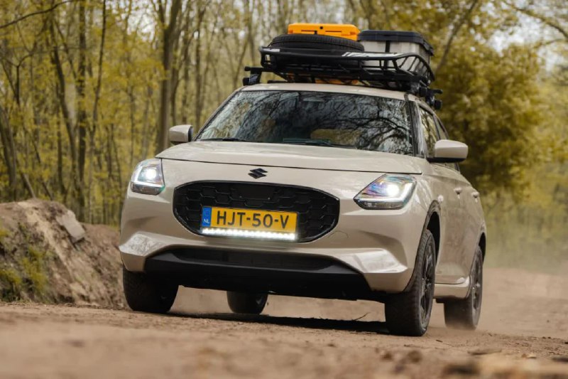 Нидерландский показной внедорожный вариант Suzuki Swift для туристических поездок