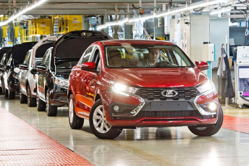 АвтоВАЗ презентует новую модель LADA Iskra — первый запуск за десятилетие