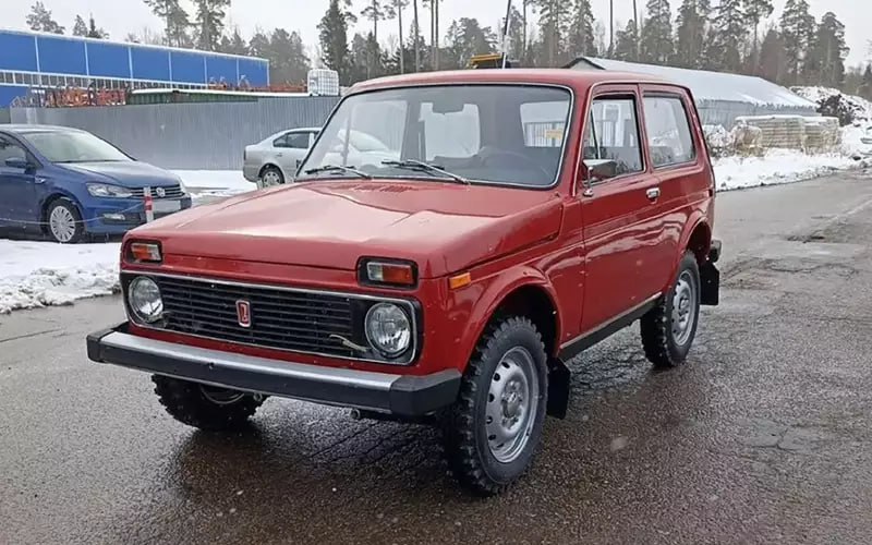Редкая классическая Нива 1977 года оценивается в три миллиона рублей