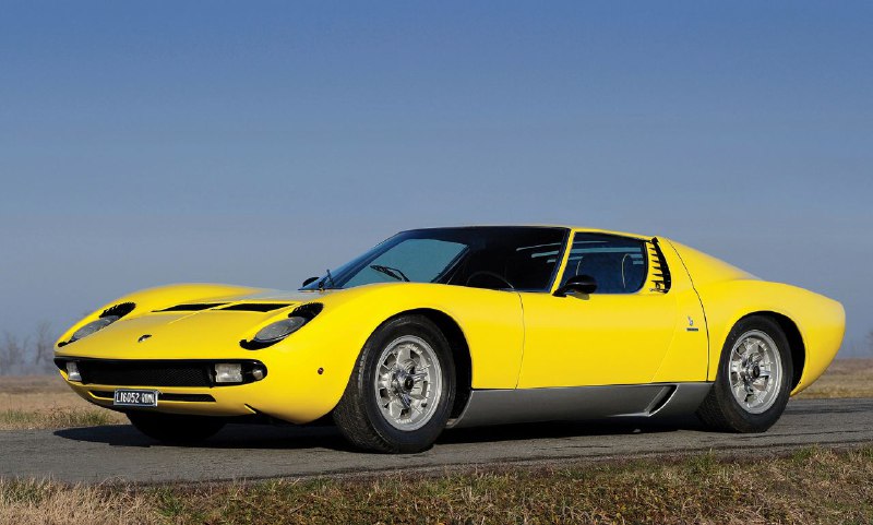 История и достижения Lamborghini Miura — первого суперкара в мире