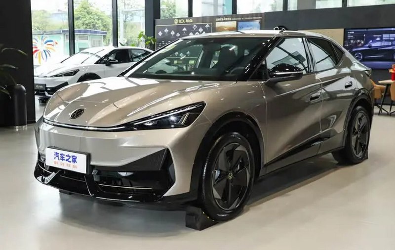 Обновлённый электрокросс Volkswagen ID.UNYX 06 для Китая: легче, мощнее и доступнее