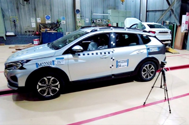 АВТОВАЗ представил видео тестов безопасности новой модели LADA Iskra