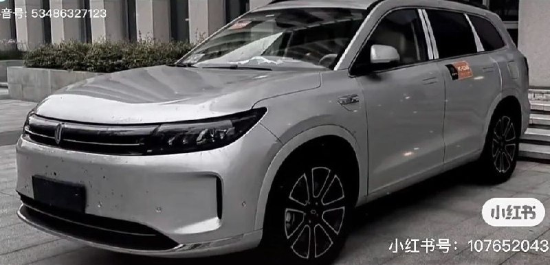 Обновлённый кроссовер Aito M7: новые дизайны и интеллектуальные системы