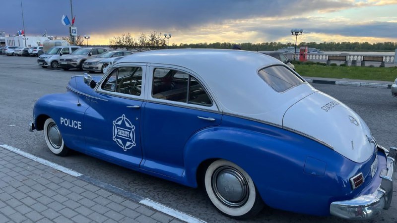 Редкий Packard Clipper 1945 года: историческая модель в Нижнем Новгороде
