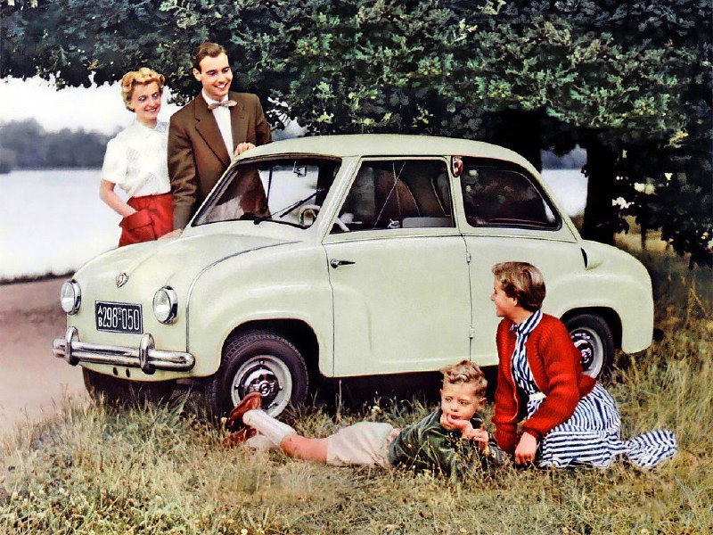 Редкий немецкий микрокар Goggomobil: история и особенности