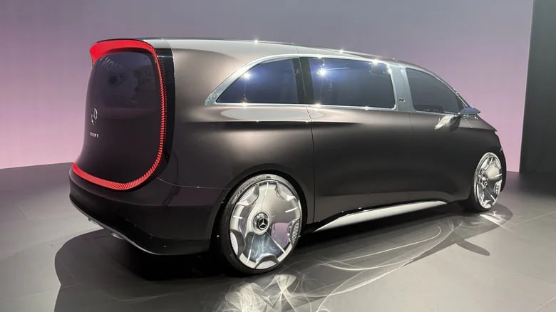 Mercedes-Benz представил роскошный электрошаттл Vision V на замену V-классу