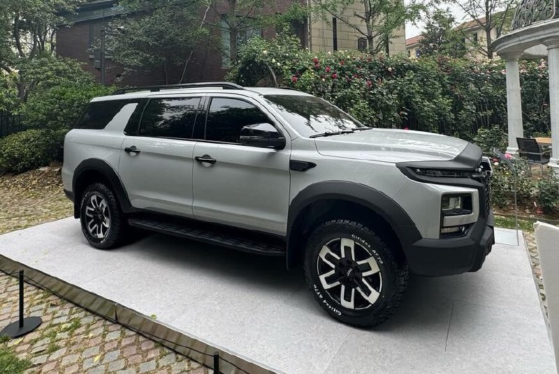 Новый рамный внедорожник JAC JS9 премьеры в России под брендом Sollers