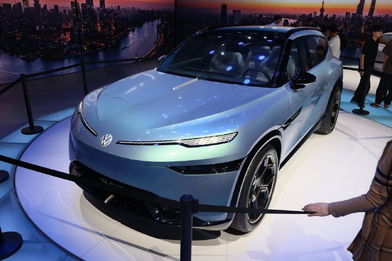 Volkswagen представила концептуальный электрический седан ID.Aura