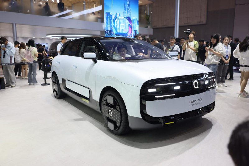Chery представила инновационный концепт-кар QQ на Шанхайской выставке 2025