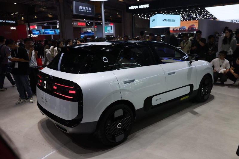 Chery представила инновационный концепт-кар QQ на Шанхайской выставке 2025