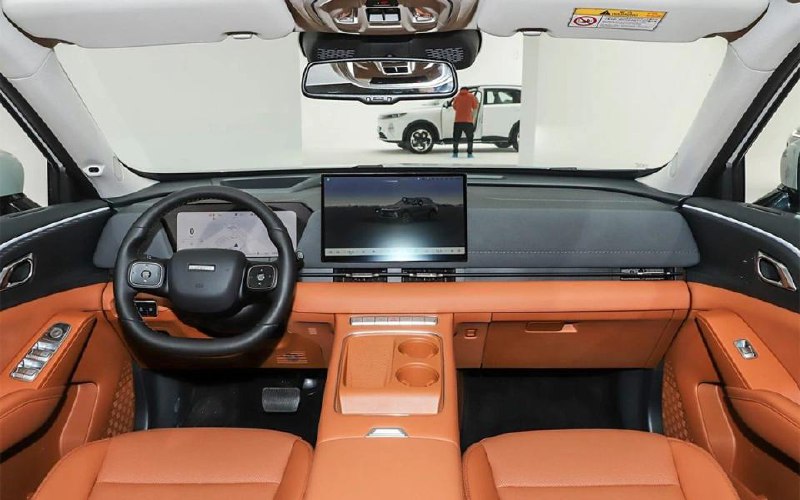 Новый среднеразмерный кроссовер Haval Xiaolong Max второго поколения