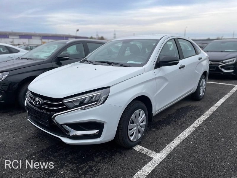 Рост популярности автоматической трансмиссии у LADA Vesta в России в 2025 году