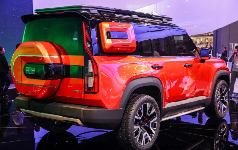Geely Galaxy Cruiser: концептуальный кроссовер с функцией плавания