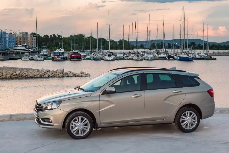 АвтоВАЗ отзывает более 47 тысяч автомобилей Lada Vesta и Largus из-за отсутствия системы экстренного вызова