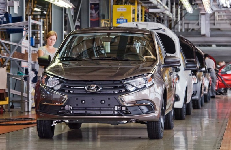 АвтоВАЗ приостанавливает производство LADA Granta на время модернизации предприятия