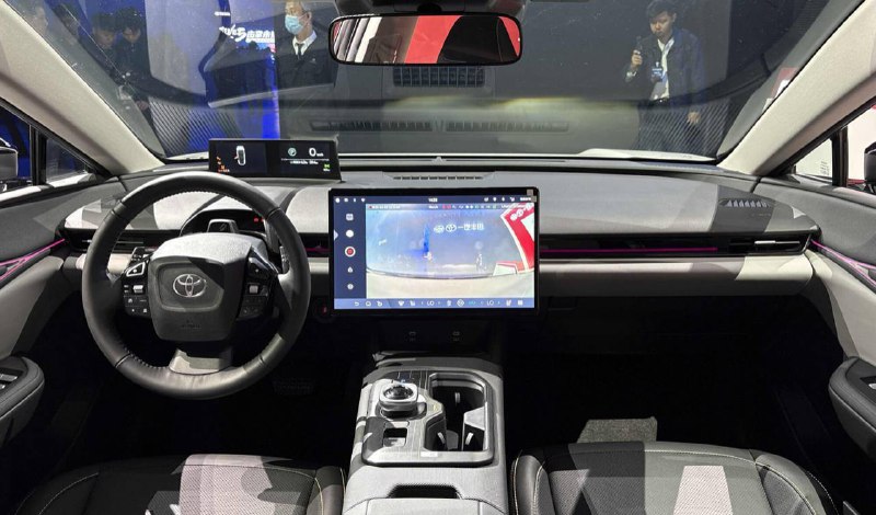 Электрокроссовер Toyota bZ5: доступный и молодежный вариант в Китае