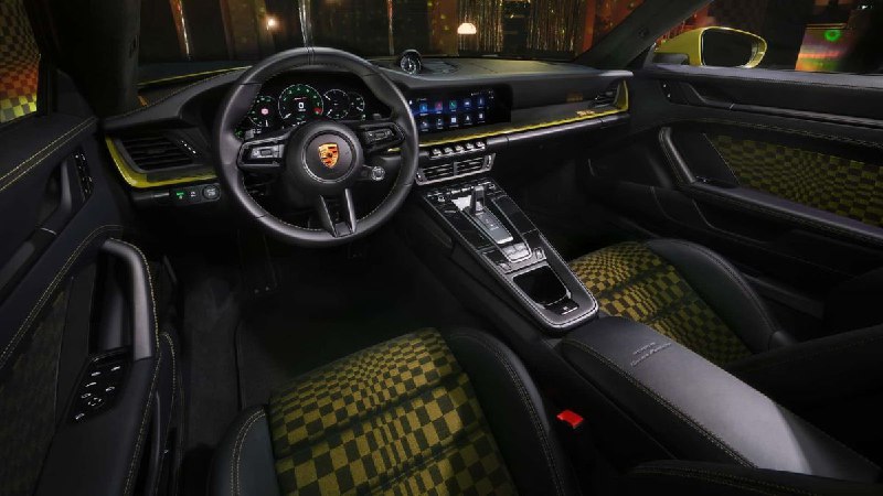 Ограниченная серия Porsche 911 Spirit 70 Heritage Edition — сочетание классики и инноваций