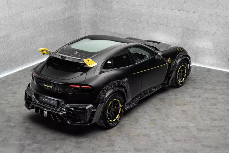 Эксклюзивная тюнинговая версия Ferrari Purosangue от Mansory: стиль и мощь в одном образе