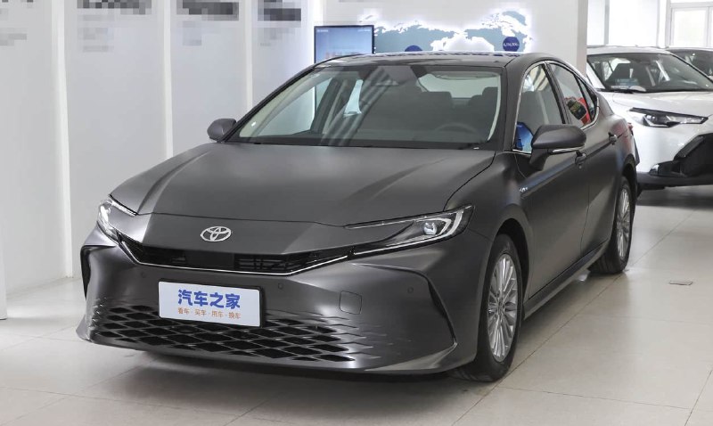 В Китае новая Toyota Camry предлагается по цене более доступной, чем LADA Vesta