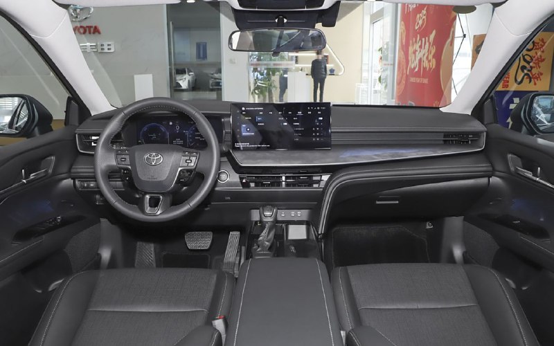 В Китае новая Toyota Camry предлагается по цене более доступной, чем LADA Vesta