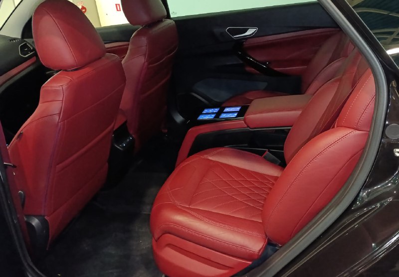 АвтоВАЗ представил электромобиль Lada e-Aura с высокой автономностью
