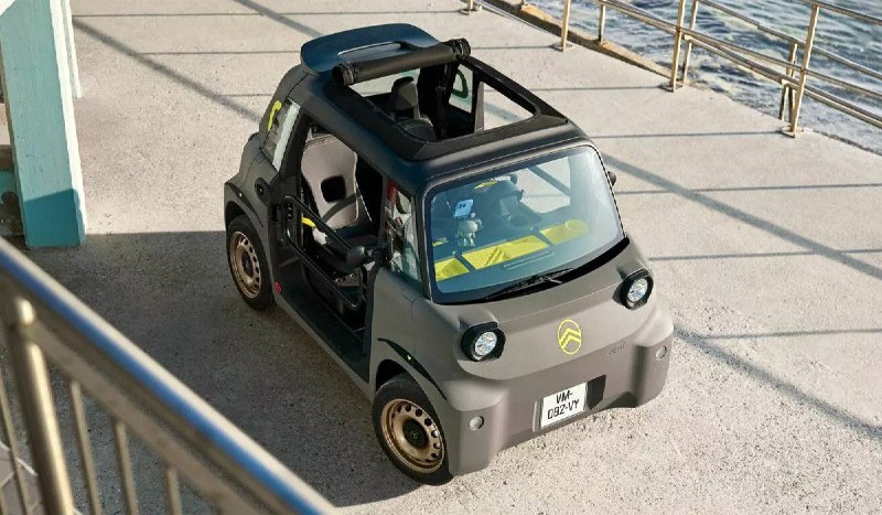 В Европе появились в продаже обновленные микрокары Citroen Ami и версия Ami Buggy