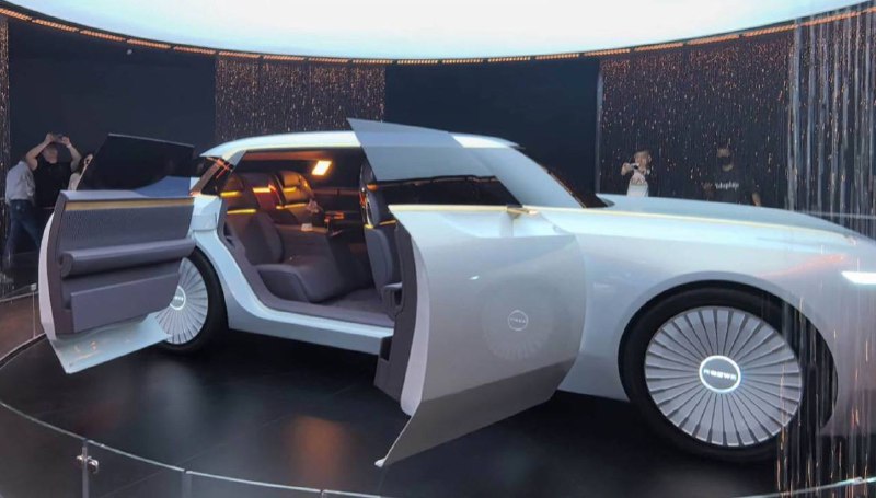 Концептуальный люксовый седан Roewe Pearl от дизайнера Bugatti Veyron