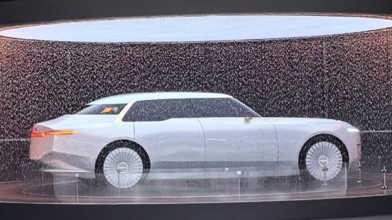 Концептуальный люксовый седан Roewe Pearl от дизайнера Bugatti Veyron