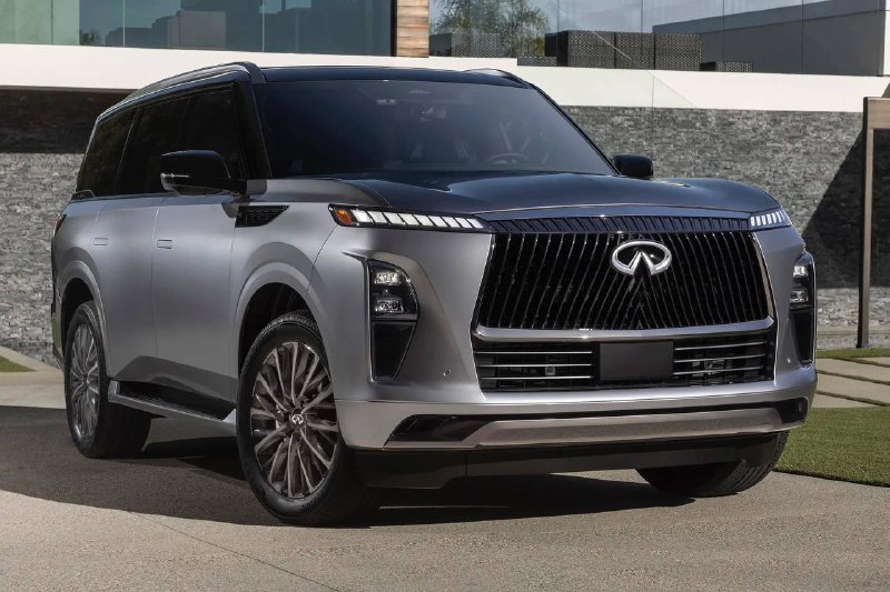 Новый Infiniti QX80 — роскошный внедорожник с мощным покупным и современными технологиями