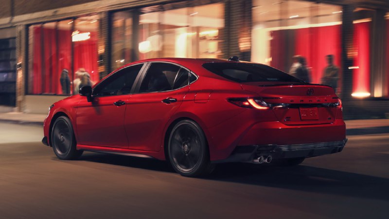 Новая спецверсия Toyota Camry Nightshade для американского рынка