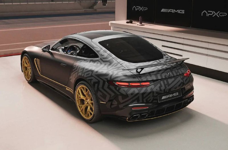 Спецверсия Mercedes-AMG GT 63 выпускалась к фильму с Брэдом Питтом
