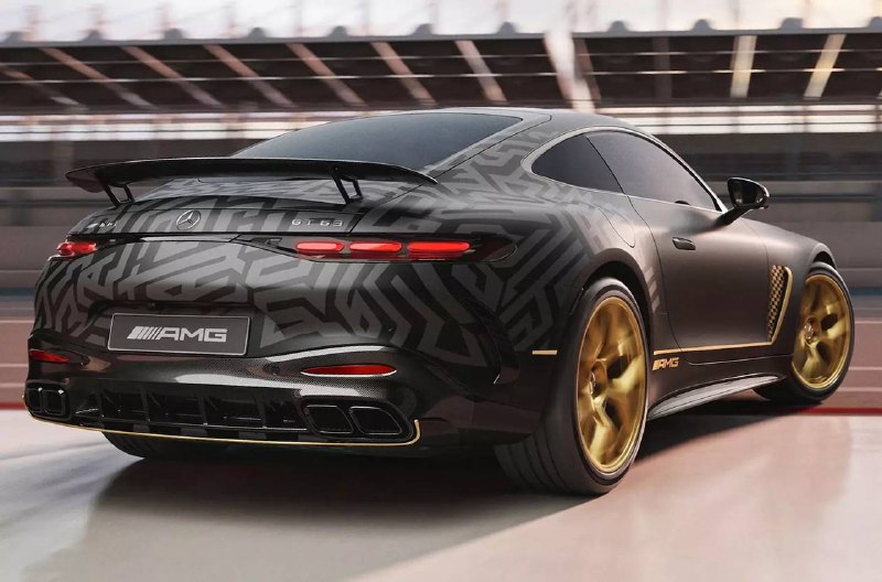 Спецверсия Mercedes-AMG GT 63 выпускалась к фильму с Брэдом Питтом