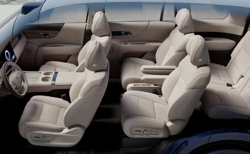 Новый роскошный кроссовер Trumpchi S9: высокотехнологичный гибрид с автопилотом
