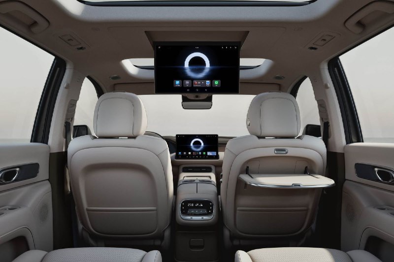 Новый роскошный кроссовер Trumpchi S9: высокотехнологичный гибрид с автопилотом