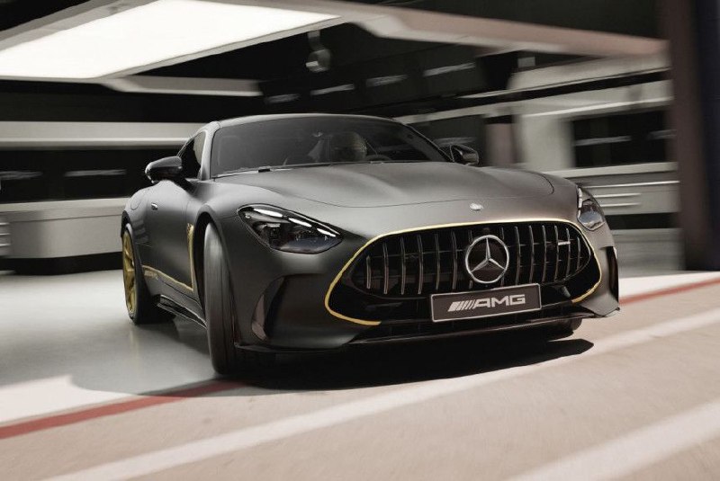 Специальная версия Mercedes-AMG GT в честь фильма о Формуле-1 с Брэдом Питтом