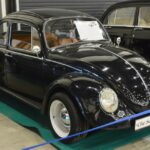 Обзор уникальных классических автомобилей в галерее Ильи Сорокина