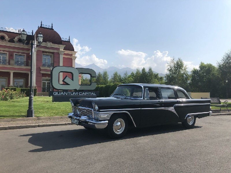 Редкая ГАЗ-13 «Чайка» 1959 года выставлена на продажу за рекордную сумму