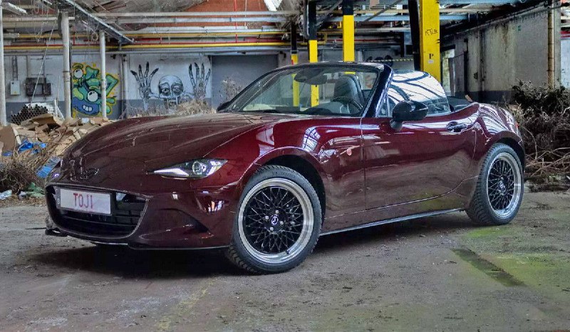 Новый ретро-стильный проект Mazda MX-5 Toji от Gisele Racing