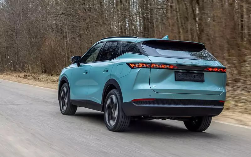 Omoda C7 с инновационным подвижным дисплеем: преимущества и особенности