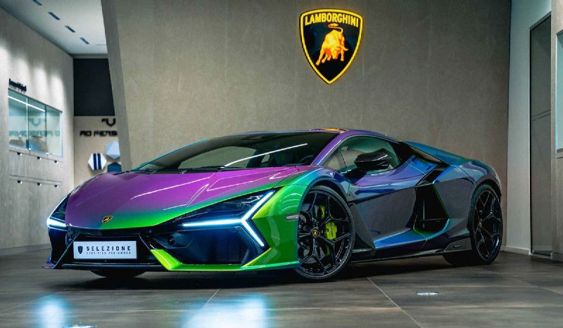 Индивидуализированный Lamborghini Revuelto: уникальный дизайн для клиента из Голландии