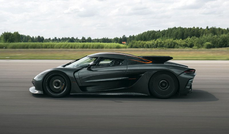 Koenigsegg Jesko Absolute устанавливает новые рекорды скорости