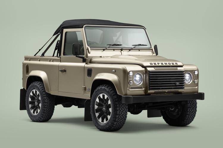 Land Rover возвращает культовый Defender с мягкой крышей и кастомными опциями