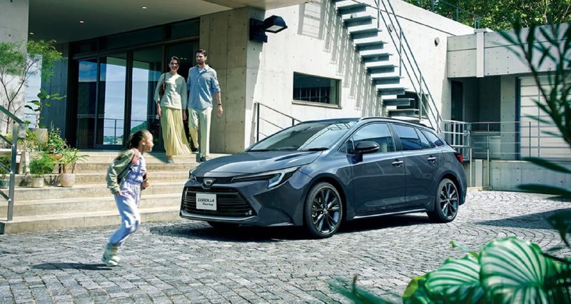 Все новые Toyota Corolla в Японии перейдут на гибридные технологии