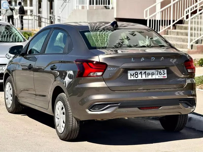 Новая Lada Iskra: первые фотографии базовой комплектации и особенности