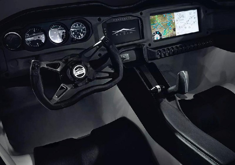 Первый серийный летающий автомобиль AirCar 2 готовится к массовому выпуску