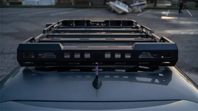 Переделанный классический MINI Cooper S выставлен на продажу как внедорожник