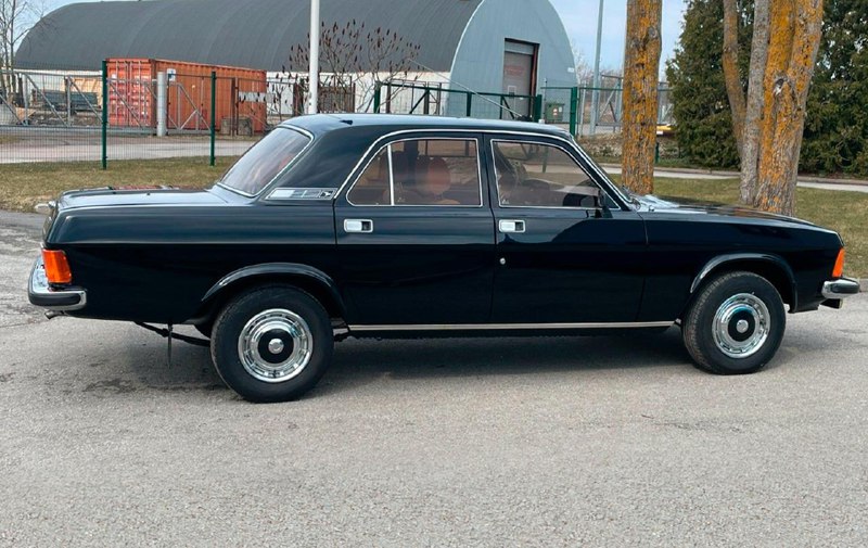 Редкая Волга с V8 двигатель продается в Европе