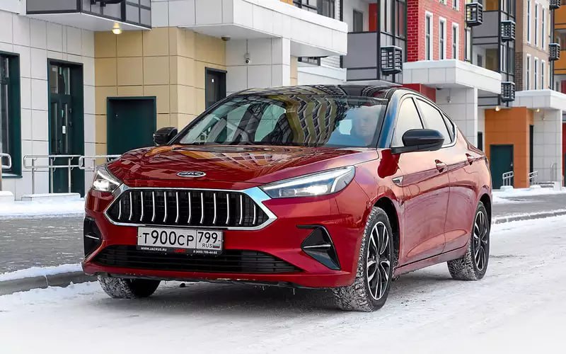 Стоимость подержанных китайских автомобилей существенно снизилась в 2025 году